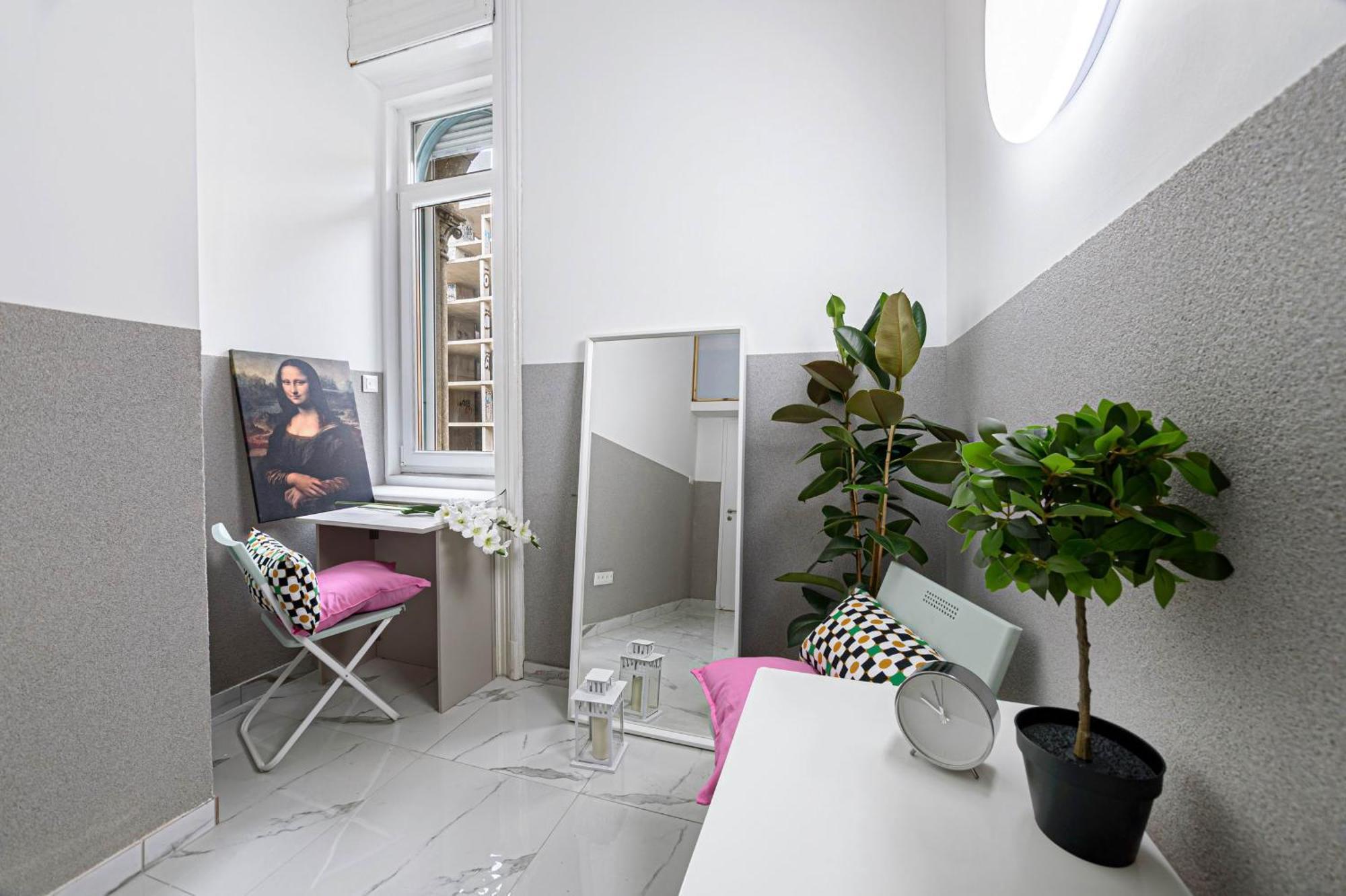 New Modern Homes Rakoczi 57 Budapeste Exterior foto