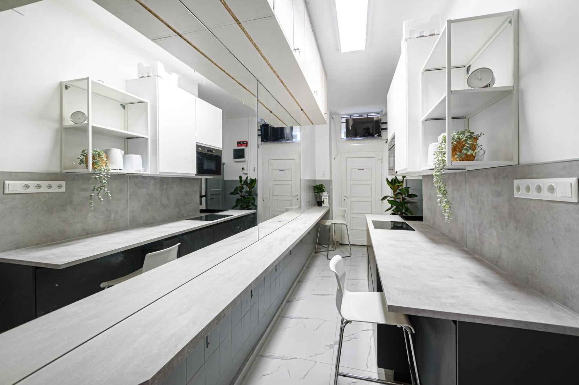 New Modern Homes Rakoczi 57 Budapeste Exterior foto